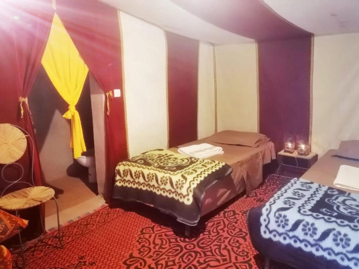 Отель Chigaga Luxury Camp Мхамид Экстерьер фото