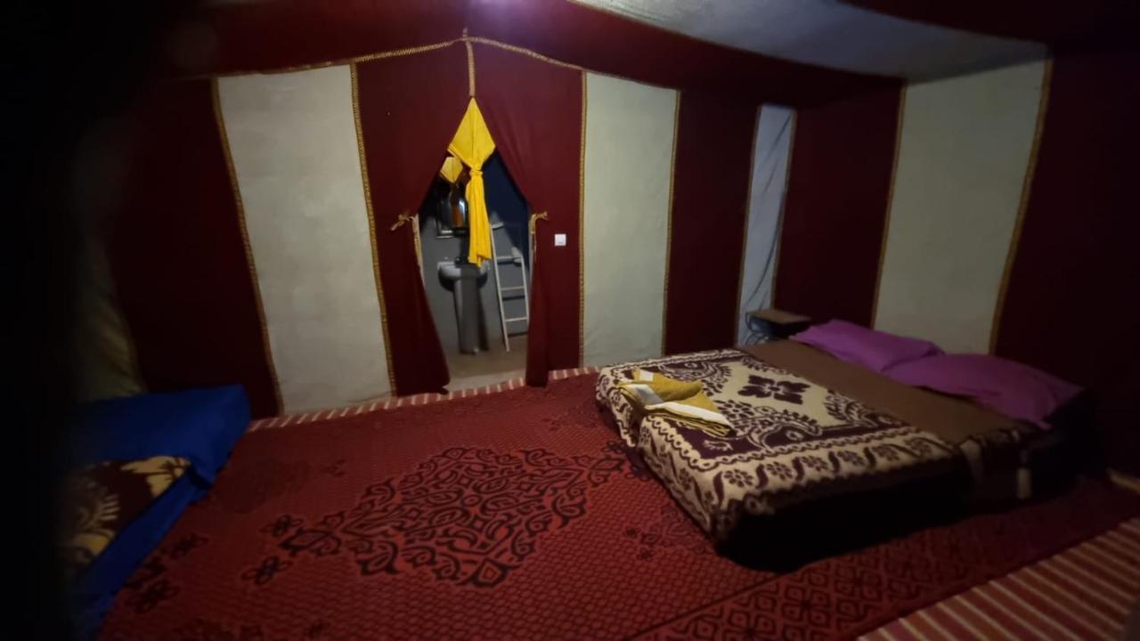 Отель Chigaga Luxury Camp Мхамид Экстерьер фото